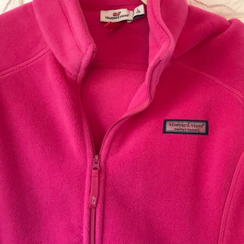 Vineyard Vines Vest - Picture 3 of 4